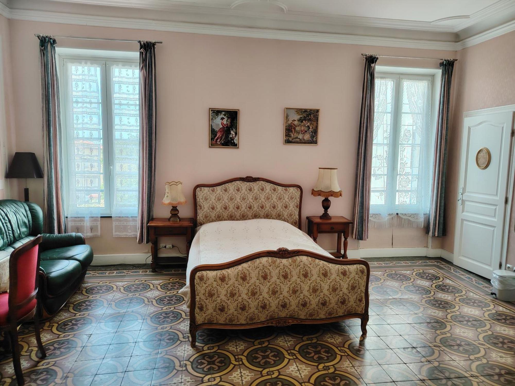 Les Volets Bleus Bed & Breakfast Sallèles-dʼAude Eksteriør bilde