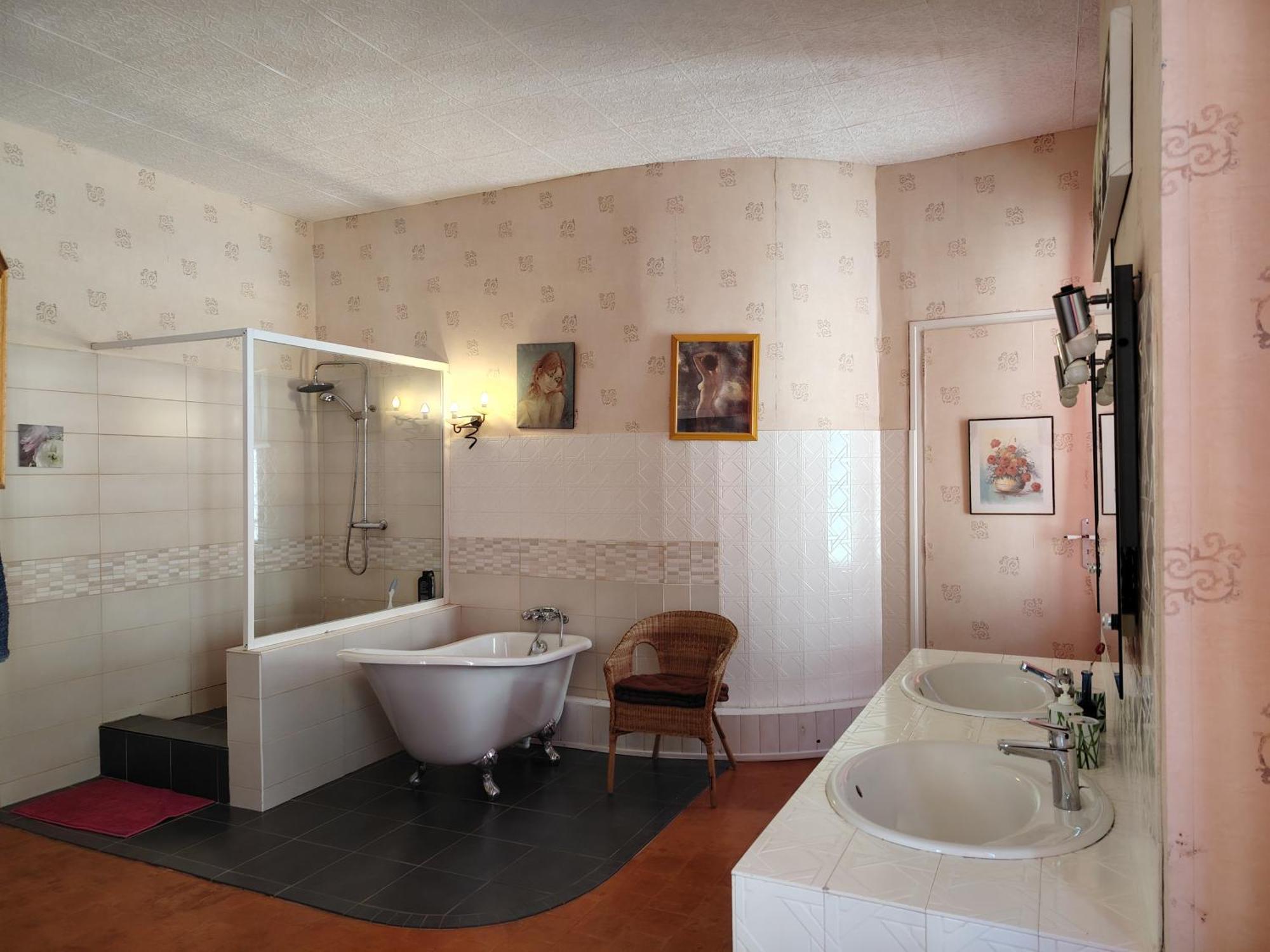 Les Volets Bleus Bed & Breakfast Sallèles-dʼAude Eksteriør bilde